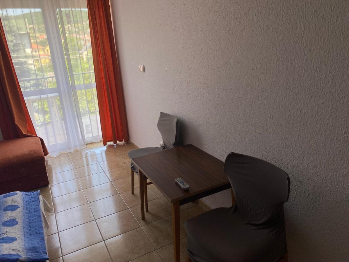 Abigel Apartmanhaz Balatonfüred Eksteriør billede